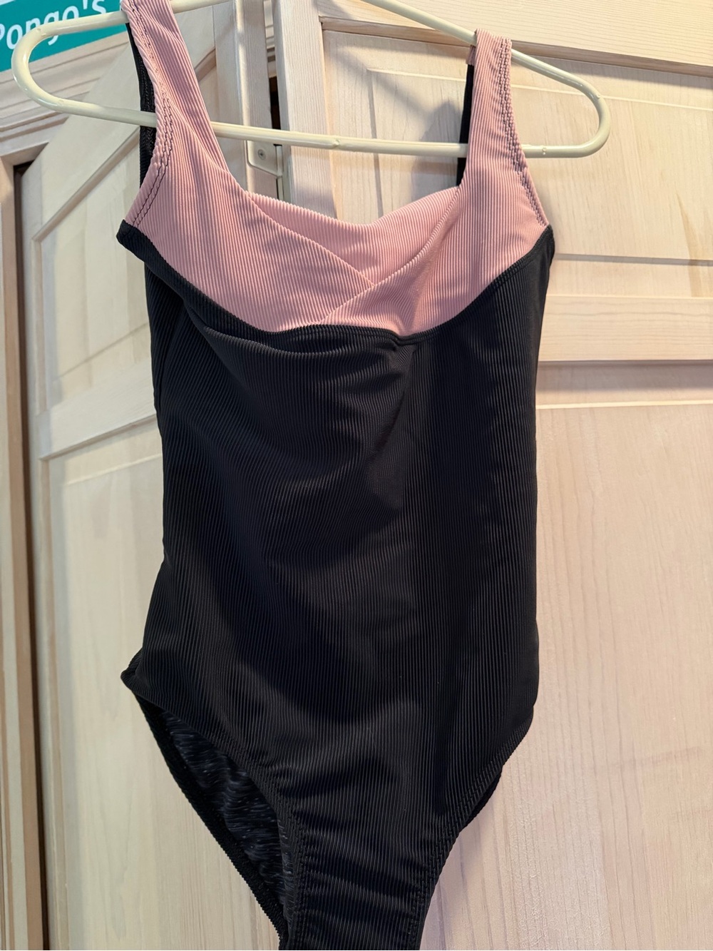 Women’s Ribbed Two-Tone Bodysuit in Black and Dusty Pink
